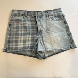 American Eagle Highest Rise Mom Short, Plaid Mix, Size 12